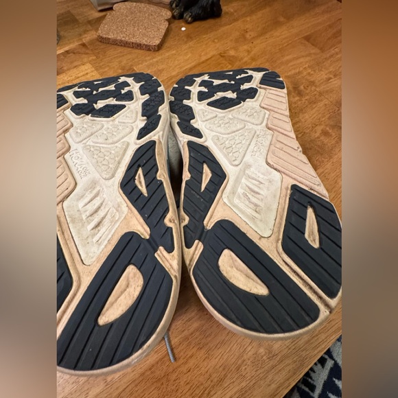 Women’s Hoka Arahi 5 Running Shoes size 10.5 - Picture 13 of 13